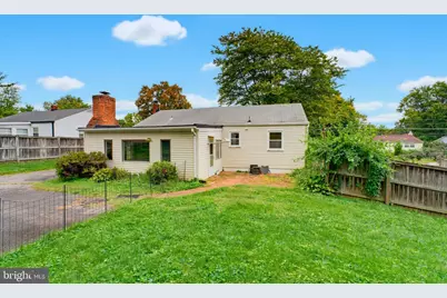 10209 Sager Avenue, Fairfax, VA 22030 - Photo 34