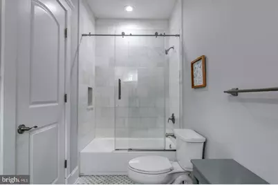 10704 Warwick Avenue #A, Fairfax, VA 22030 - Photo 50