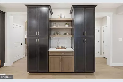 [Address not provided], Fairfax, VA 22030 - Photo 10