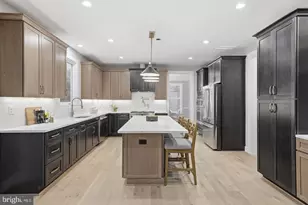 3410 Burrows Ave, Fairfax, VA 22030 - Photo 8