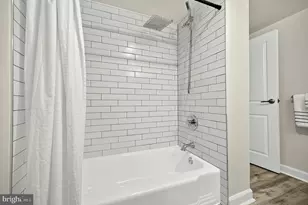 10570 Main St, Fairfax, VA 22030 - Photo 20