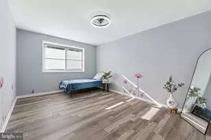 10165 Fair Woods Dr, Fairfax, VA 22030 - Photo 20