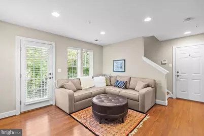 4057 Glendale Way, Fairfax, VA 22030 - Photo 30