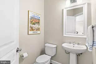 4057 Glendale Way, Fairfax, VA 22030 - Photo 16
