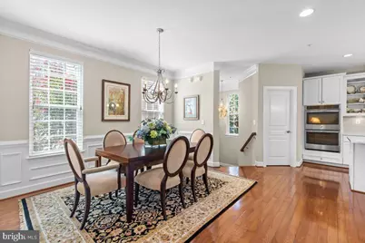 4057 Glendale Way, Fairfax, VA 22030 - Photo 8