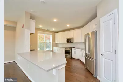 3989 Norton Place #104, Fairfax, VA 22030 - Photo 14