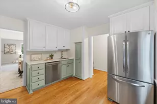 10413 Courthouse Dr, Fairfax, VA 22030 - Photo 4