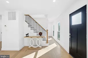 10704 Howerton Ave, Fairfax, VA 22030 - Photo 4
