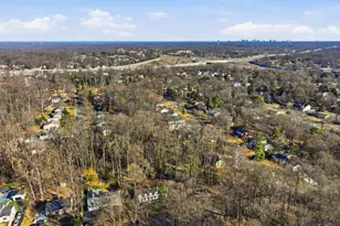 10704 Howerton Ave, Fairfax, VA 22030 - Photo 38