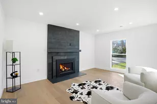 10704 Howerton Ave, Fairfax, VA 22030 - Photo 14