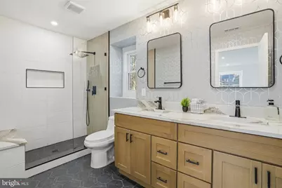 10704 Howerton Avenue, Fairfax, VA 22030 - Photo 18