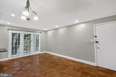 9453 Fairfax Boulevard #204, Fairfax, VA 22031 - Photo 2