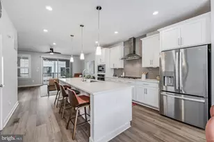 3825 Tussica Wy, Fairfax, VA 22030 - Photo 6