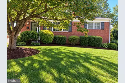 10005 Peterson Street, Fairfax, VA 22031 - Photo 2
