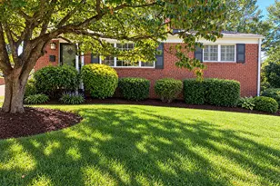 10005 Peterson St, Fairfax, VA 22031 - Photo 2