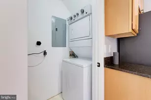 10903 Maple St, Fairfax, VA 22030 - Photo 10