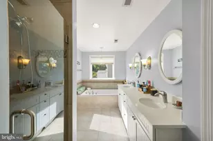 4019 Poplar St, Fairfax, VA 22030 - Photo 30