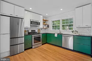 10316 Monroe Ct, Fairfax, VA 22030 - Photo 6