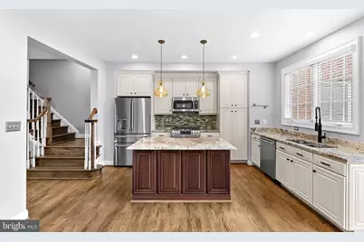 10695 Yorktown Court, Fairfax, VA 22030 - Photo 18