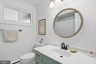 3406 Park Hill Pl, Fairfax, VA 22030 - Photo 22