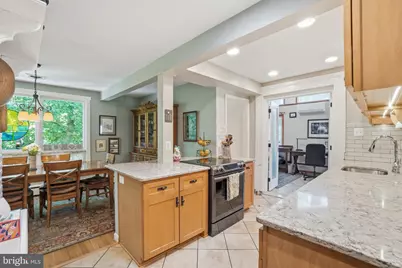 3406 Park Hill Place, Fairfax, VA 22030 - Photo 4