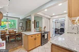 3406 Park Hill Pl, Fairfax, VA 22030 - Photo 4