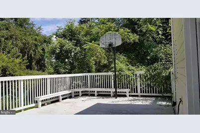 10506 Oak Place, Fairfax, VA 22030 - Photo 10