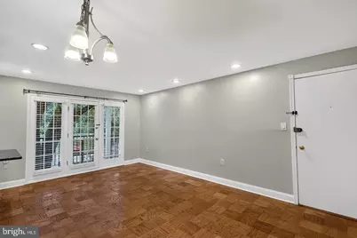 9453 Fairfax Boulevard #204, Fairfax, VA 22031 - Photo 2