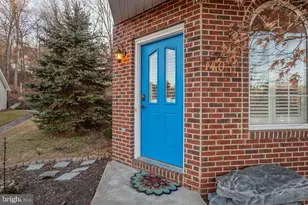 140 Emerald Dr, Harrisonburg, VA 22801 - Photo 2