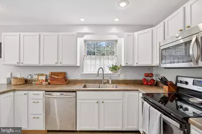 573 Pointe Drive, Harrisonburg, VA 22801 - Photo 8