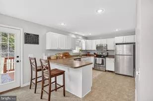 573 Pointe Dr, Harrisonburg, VA 22801 - Photo 6