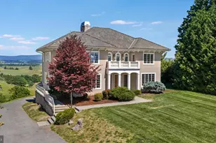 957 Summit Ave, Harrisonburg, VA 22802 - Photo 2