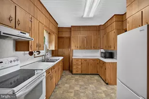 476 W Wolfe St, Harrisonburg, VA 22802 - Photo 16