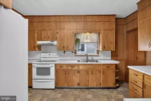 476 W Wolfe St, Harrisonburg, VA 22802 - Photo 14