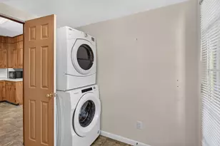 476 W Wolfe St, Harrisonburg, VA 22802 - Photo 20