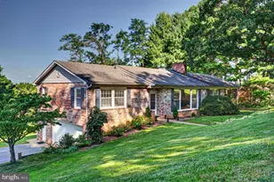 1222 Woodcrest Cir, Harrisonburg, VA 22801 - Photo 4