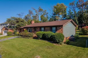 1154 Stuart St, Harrisonburg, VA 22802 - Photo 6