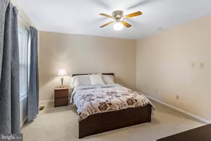 8502 Clearridge Ln, Manassas, VA 20110 - Photo 24