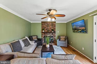 8502 Clearridge Lane, Manassas, VA 20110 - Photo 6