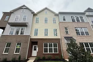 10106 Queens Wy, Manassas, VA 20110 - Photo 1