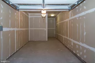 9202 Charleston Dr, Manassas, VA 20110 - Photo 30