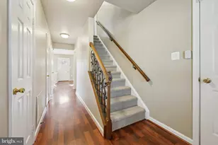 9395 Cloverhill Ct, Manassas, VA 20110 - Photo 12