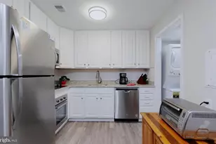 9828 Grant Ave, Manassas, VA 20110 - Photo 10