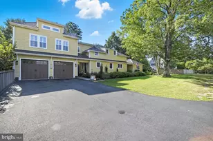 9105 Ewell St, Manassas, VA 20110 - Photo 2