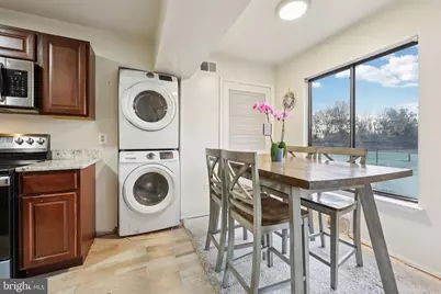 8374 Buttress Lane #202, Manassas, VA 20110 - Photo 6