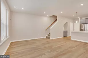 9664 Swallowtail Ln, Manassas, VA 20110 - Photo 6