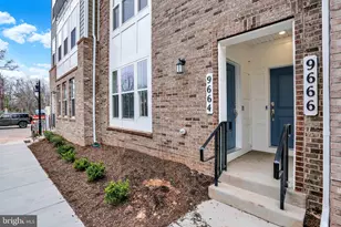 9664 Swallowtail Ln, Manassas, VA 20110 - Photo 2