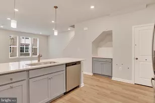 9664 Swallowtail Ln, Manassas, VA 20110 - Photo 20