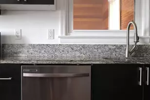 8900 Wilson Ave, Manassas, VA 20110 - Photo 6