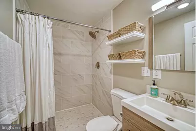 8593 Fairfax Street, Manassas, VA 20110 - Photo 6